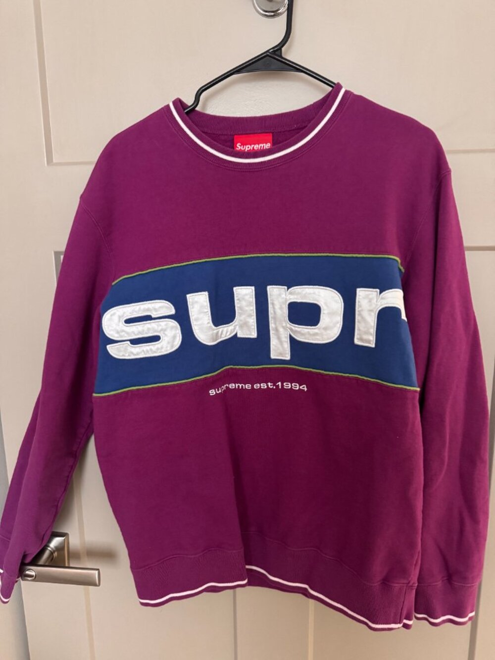 MENS SEPREME CREWNECK
